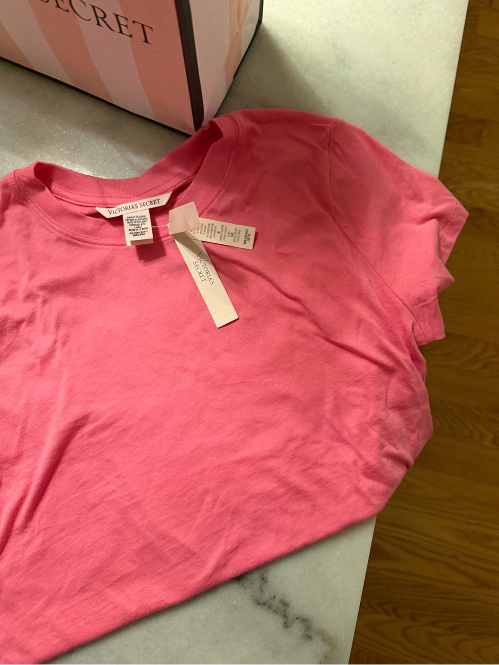 NWT NEW Victoria's Secret women's Pink Short Sleeve Tee XS